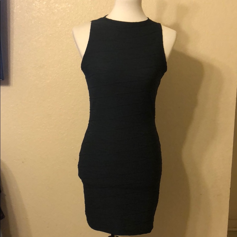Elegant forest green bodycon dress